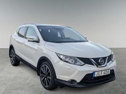 Vit Begagnad 2015 Nissan Qashqai SUV | 149 900 kr