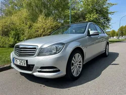 Silver Begagnad 2012 Mercedes C200 Sedan | 129 900 kr (Lite dyr)