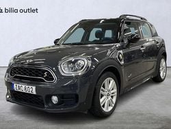 Grå Begagnad 2017 Mini Cooper Countryman Salt SUV | 249 900 kr (Marknadspris)