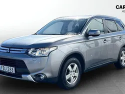 Mörkgrå (grey) Begagnad 2015 Mitsubishi Outlander SUV | 150 000 kr (Bra pris)