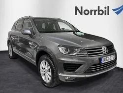 Grå Begagnad 2015 VW Touareg SUV | 239 900 kr (Marknadspris)