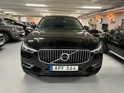 Svart Begagnad 2018 Volvo XC60 Inscription SUV | 308 800 kr (Marknadspris)