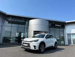 Vit Begagnad 2024 Lexus LBX SUV | 405 000 kr (Dyr)