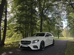 Vit Begagnad 2019 Mercedes E220 AMG Kombi | 289 000 kr (Bra pris)