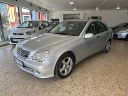 Silver Begagnad 2005 Mercedes C180 Classic Sedan | 55 000 kr (Lite dyr)