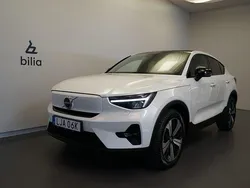Vit Begagnad 2022 Volvo EC40 Plus SUV | 369 500 kr (Marknadspris)