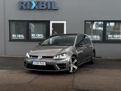 Grå Begagnad 2016 VW Golf VII R Halvkombi | 264 900 kr (Lite dyr)