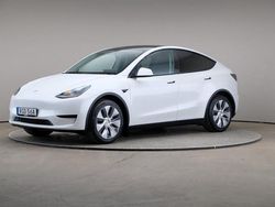 Vit Begagnad 2023 Tesla Model Y Standard Range SUV | 379 000 kr (Bra pris)