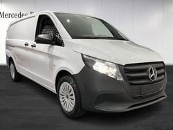 Vit Ny 2025 Mercedes Vito Minibuss | 486 250 kr (Superpris)