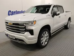 Vit metallic Begagnad 2023 Chevrolet Silverado | 1 118 750 kr