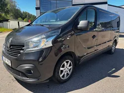 Vit (svart) Begagnad 2015 Renault Trafic Van | 58 000 kr (Lite dyr)