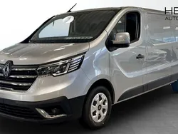 Grå (grey) Ny 2025 Renault Trafic Van | 406 125 kr