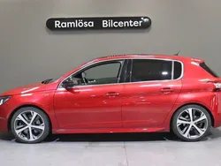 Ljusröd Begagnad 2016 Peugeot 308 GT Halvkombi | 149 900 kr (Dyr)