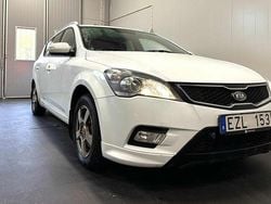 Vit Begagnad 2012 Kia Ceed Kombi | 29 900 kr (Bra pris)
