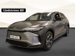 Silver Begagnad 2024 Toyota bZ4X Style SUV | 479 000 kr