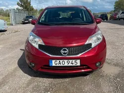 Röd Begagnad 2015 Nissan Note Minibuss | 52 900 kr (Marknadspris)