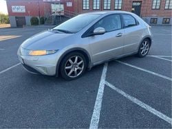 Silver Begagnad 2006 Honda Civic Sport Halvkombi | 29 000 kr (Bra pris)