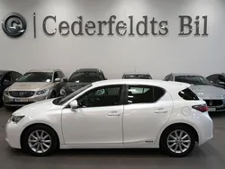 Vit Begagnad 2012 Lexus CT200h Executive Line Halvkombi | 139 900 kr (Marknadspris)
