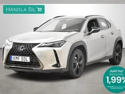 Ljusgrå Begagnad 2021 Lexus UX 250h SUV | 289 900 kr