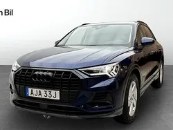 Navarrablå metallic Begagnad 2023 Audi Q3 Advanced Plus SUV | 309 000 kr (Bra pris)