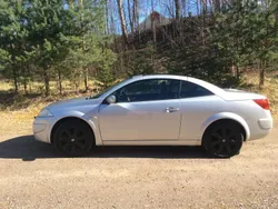 Grå Begagnad 2006 Renault Mégane Cabriolet Cab | 38 000 kr (Marknadspris)