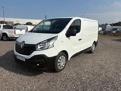 Vit Begagnad 2017 Renault Trafic Van | 129 000 kr (Marknadspris)