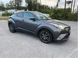 Grå Begagnad 2018 Toyota C-HR Executive SUV | 189 999 kr (Marknadspris)