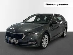 Grå Begagnad 2021 Skoda Octavia Style Kombi | 229 500 kr (Marknadspris)