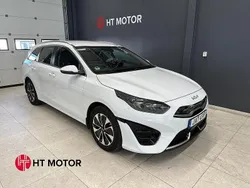 Vit Begagnad 2022 Kia Ceed Sportswagon Advance Kombi | 234 900 kr (Marknadspris)
