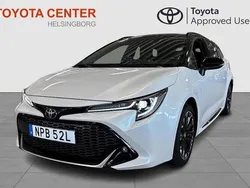 Vit Begagnad 2022 Toyota Corolla Sport Kombi | 359 000 kr (Dyr)