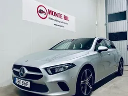 Silver Begagnad 2018 Mercedes A180 Progressive Halvkombi | 239 900 kr (Marknadspris)