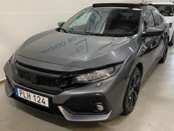Mörkgrå Begagnad 2017 Honda Civic Executive Halvkombi | 147 000 kr (Marknadspris)