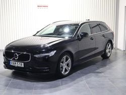 Svart Begagnad 2019 Volvo V90 Momentum Kombi | 179 900 kr (Marknadspris)