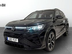 Svart Begagnad 2025 VW Tiguan R-line SUV | 549 900 kr (Dyr)