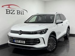 Vit Begagnad 2024 VW Tiguan Elegance SUV | 439 900 kr (Marknadspris)