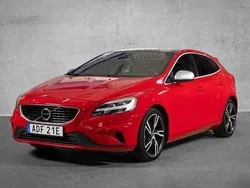 Röd Begagnad 2019 Volvo V40 R-Design Kombi | 224 900 kr (Marknadspris)
