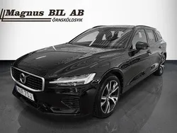Svart Begagnad 2019 Volvo V60 R-Design Kombi | 299 900 kr (Marknadspris)