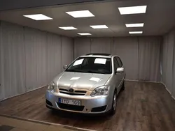 Silver Begagnad 2006 Toyota Corolla Halvkombi | 79 900 kr (Dyr)