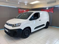 Vit Begagnad 2021 Citroën Berlingo Minibuss | 129 000 kr (Bra pris)