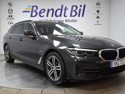 Grå Begagnad 2022 BMW 530 Sport Line Kombi | 284 500 kr
