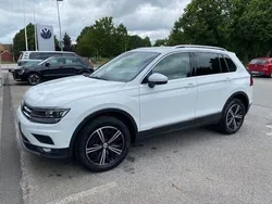 Vit Begagnad 2020 VW Tiguan SUV | 289 900 kr (Marknadspris)