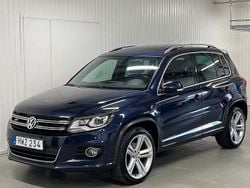 Mörkblå Begagnad 2015 VW Tiguan Sportline SUV | 136 900 kr (Bra pris)