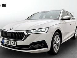 Vit Begagnad 2023 Skoda Octavia Style Kombi | 281 900 kr (Bra pris)