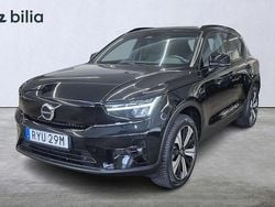 Svart Begagnad 2022 Volvo XC40 Plus SUV | 349 000 kr