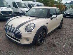 Vit Begagnad 2015 Mini Cooper Halvkombi | 89 900 kr
