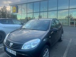 Begagnad 2010 Dacia Sandero Halvkombi | 27 000 kr (Marknadspris)