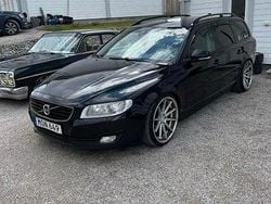 Svart Begagnad 2015 Volvo V70 Kombi | 88 000 kr (Marknadspris)