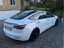 Vit Begagnad 2021 Tesla Model 3 Performance Sedan | 340 000 kr (Lite dyr)