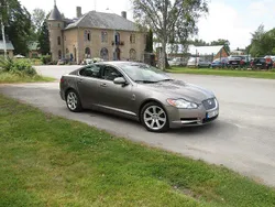Grå Begagnad 2011 Jaguar XF Sedan | 92 000 kr (Marknadspris)