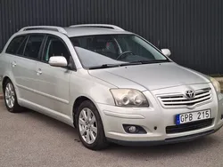 Silver Begagnad 2008 Toyota Avensis Kombi | 26 900 kr (Bra pris)
